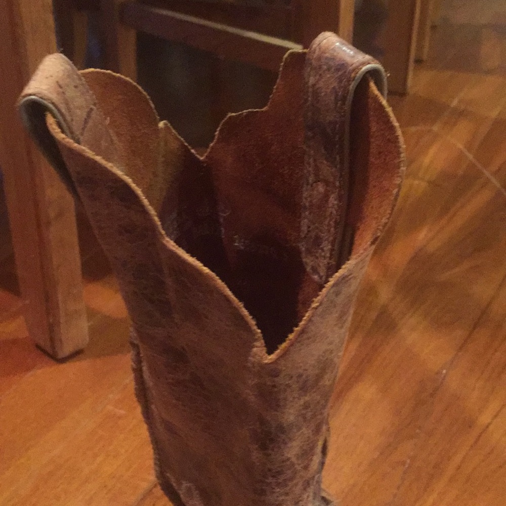 Justin Boots Brown Distressed Leather Heeled Cowboy Boots - Picture 6 of 7